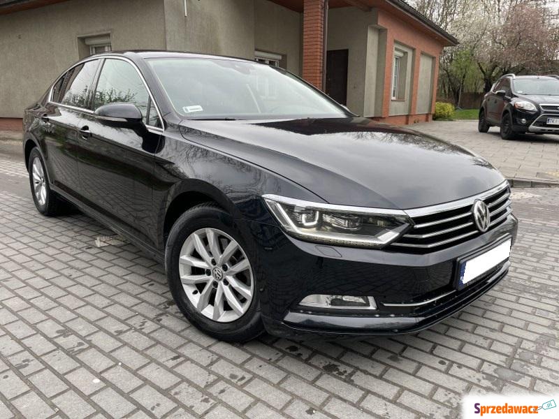 Volkswagen Passat  Sedan/Limuzyna 2017,  1.4 benzyna - Na sprzedaż za 87 900 zł - Warszawa