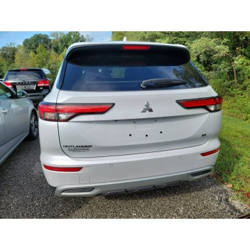 Mitsubishi Outlander  SUV 2022,  2.5 benzyna, automat - Na sprzedaż za 121 770 zł - Katowice - zdjęcie 5