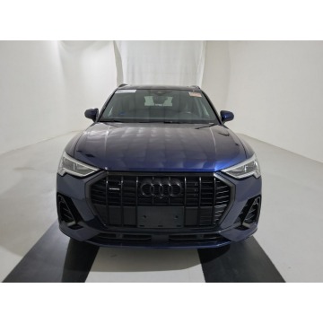 Audi Q3  SUV 2023,  2.0 benzyna, automat - Na sprzedaż za 146 370 zł - Katowice - zdjęcie 2