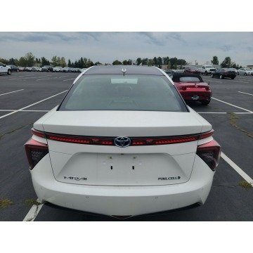 Toyota   Sedan/Limuzyna 2016 elektryczny, automat - Na sprzedaż za 40 590 zł - Katowice - zdjęcie 5
