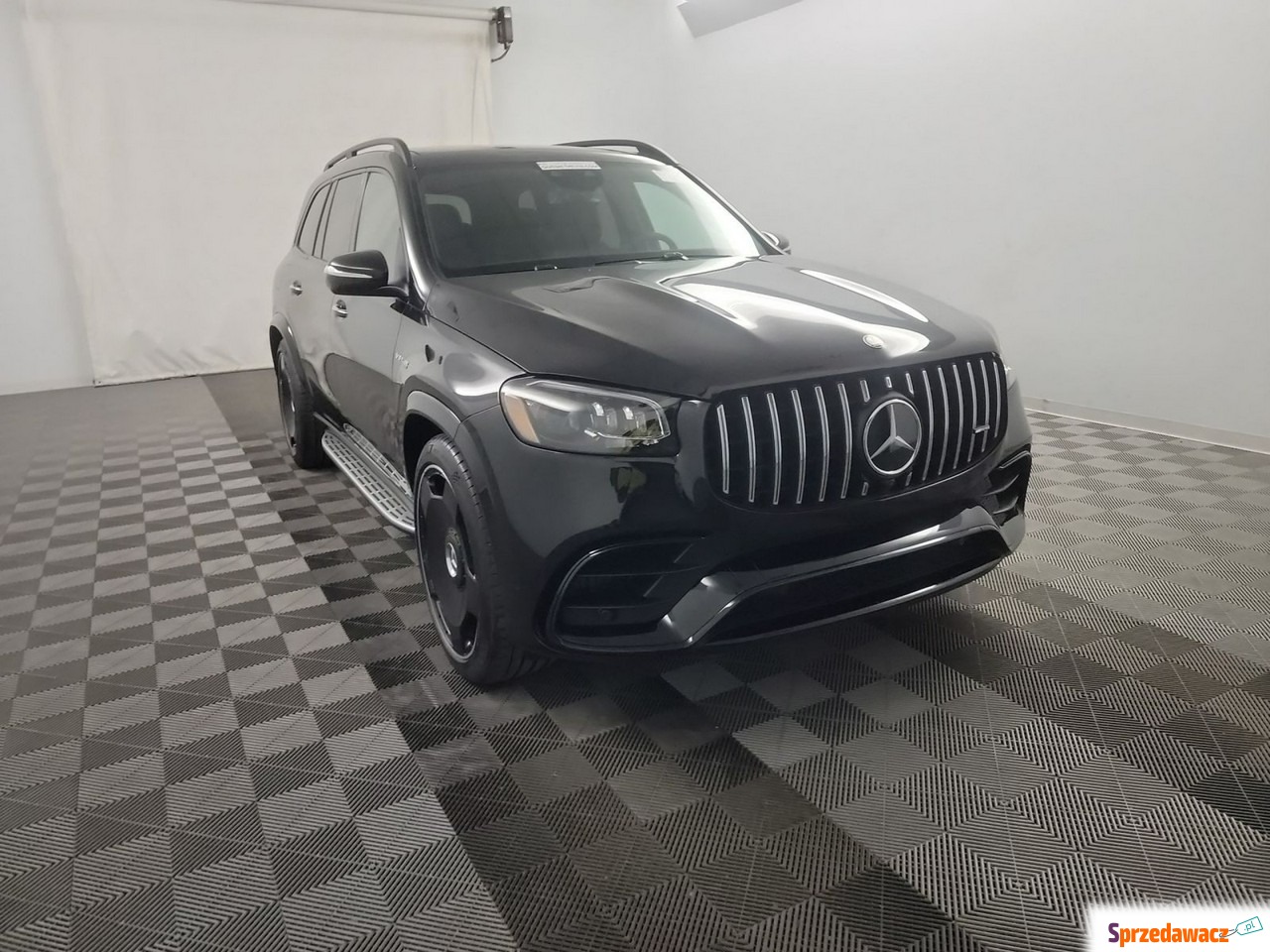 Mercedes - Benz GLS-klasa 2024