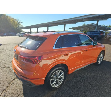 Audi Q3  SUV 2023,  2.0 benzyna, automat - Na sprzedaż za 165 681 zł - Katowice - zdjęcie 4