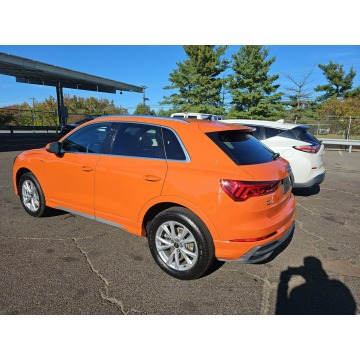 Audi Q3  SUV 2023,  2.0 benzyna, automat - Na sprzedaż za 165 681 zł - Katowice - zdjęcie 6