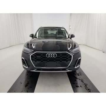 Audi Q5  SUV 2023,  2.0 benzyna, automat - Na sprzedaż za 178 350 zł - Katowice - zdjęcie 2