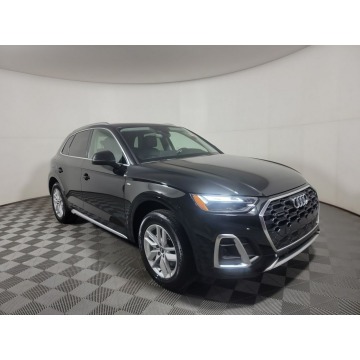 Audi Q5  SUV 2023,  2.0 benzyna, automat - Na sprzedaż za 180 810 zł - Katowice - zdjęcie 3