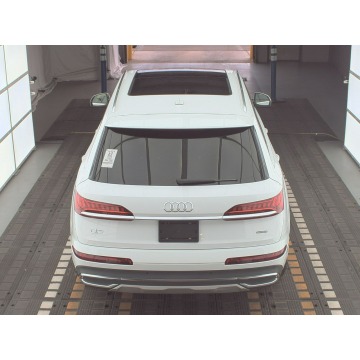 Audi Q7  SUV 2022,  3.0 benzyna, automat - Na sprzedaż za 175 890 zł - Katowice - zdjęcie 4