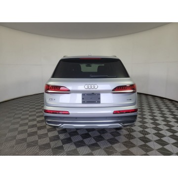 Audi Q7  SUV 2022,  2.0 benzyna, automat - Na sprzedaż za 194 340 zł - Katowice - zdjęcie 5