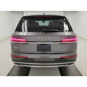 Audi Q7  SUV 2023,  2.0 benzyna, automat - Na sprzedaż za 234 930 zł - Katowice - zdjęcie 5