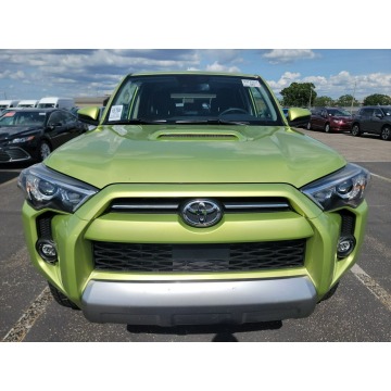 Toyota 4-Runner  SUV 2023,  4.0 benzyna, automat - Na sprzedaż za 180 810 zł - Katowice - zdjęcie 2