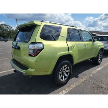 Toyota 4-Runner  SUV 2023,  4.0 benzyna, automat - Na sprzedaż za 180 810 zł - Katowice - zdjęcie 6