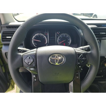 Toyota 4-Runner  SUV 2023,  4.0 benzyna, automat - Na sprzedaż za 180 810 zł - Katowice - zdjęcie 7