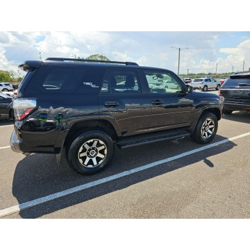 Toyota 4-Runner  SUV 2023,  4.0 benzyna, automat - Na sprzedaż za 178 350 zł - Katowice - zdjęcie 6