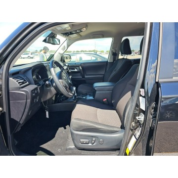 Toyota 4-Runner  SUV 2023,  4.0 benzyna, automat - Na sprzedaż za 178 350 zł - Katowice - zdjęcie 8