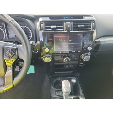 Toyota 4-Runner  SUV 2023,  4.0 benzyna, automat - Na sprzedaż za 182 040 zł - Katowice - zdjęcie 8
