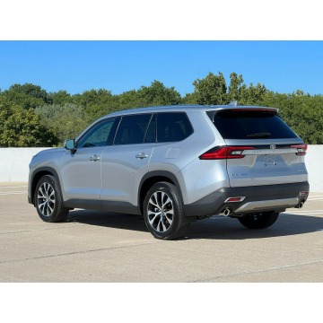 Toyota Highlander  SUV 2024,  2.4 benzyna, automat - Na sprzedaż za 244 770 zł - Katowice - zdjęcie 6