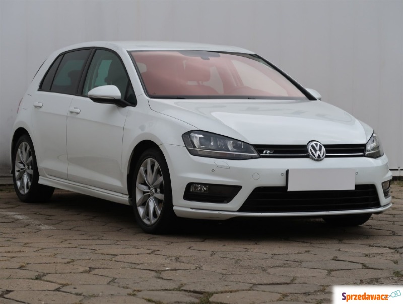 Volkswagen Golf  Hatchback 2016,  1.4 benzyna - Na sprzedaż za 67 999 zł - Łódź
