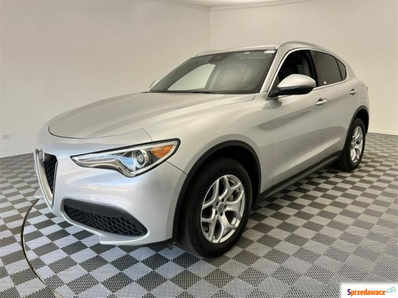 Alfa Romeo Stelvio 2021