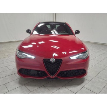 Alfa Romeo Giulia  Sedan/Limuzyna 2023,  2.0 benzyna, automat - Na sprzedaż za 196 800 zł - Katowice - zdjęcie 2