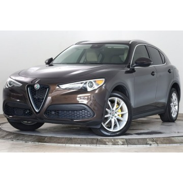 Alfa Romeo Stelvio  SUV 2019,  2.0 benzyna, automat - Na sprzedaż za 130 380 zł - Katowice - zdjęcie 2