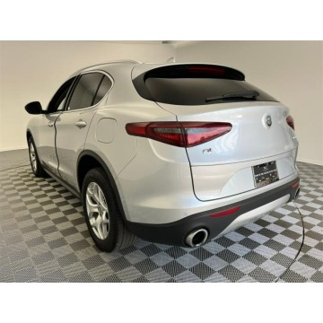 Alfa Romeo Stelvio  SUV 2021,  2.0 benzyna, automat - Na sprzedaż za 145 140 zł - Katowice - zdjęcie 2