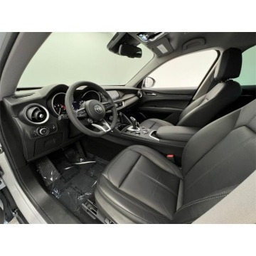 Alfa Romeo Stelvio  SUV 2021,  2.0 benzyna, automat - Na sprzedaż za 145 140 zł - Katowice - zdjęcie 6