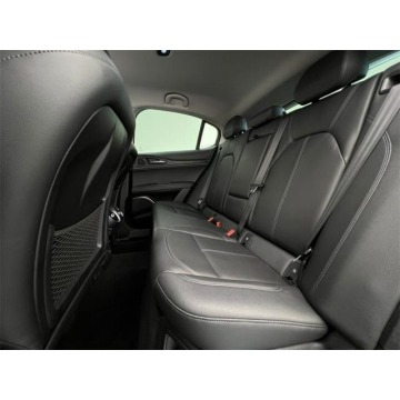 Alfa Romeo Stelvio  SUV 2021,  2.0 benzyna, automat - Na sprzedaż za 145 140 zł - Katowice - zdjęcie 7