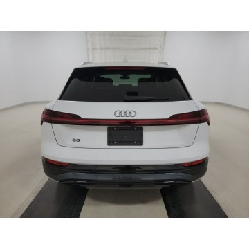 Audi Q8  SUV 2023 elektryczny, automat - Na sprzedaż za 343 170 zł - Katowice - zdjęcie 5