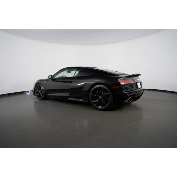 Audi R8  Kabriolet 2023,  5.2 benzyna, automat - Na sprzedaż za 833 940 zł - Katowice - zdjęcie 3