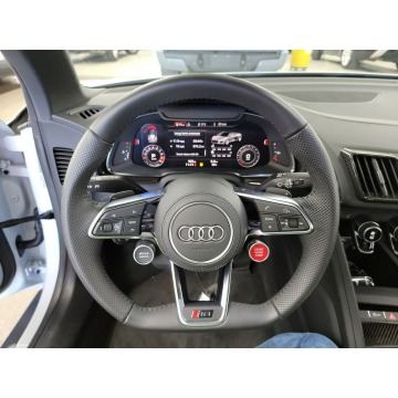 Audi R8  Kabriolet 2023,  5.2 benzyna, automat - Na sprzedaż za 904 050 zł - Katowice - zdjęcie 7