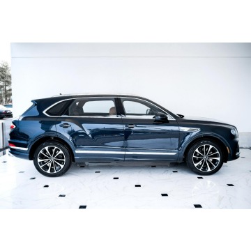 Bentley Bentayga  SUV 2023,  4.0 benzyna, automat - Na sprzedaż za 1 229 729 zł - Katowice - zdjęcie 7