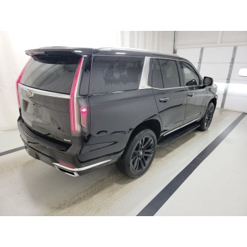 Cadillac Escalade  SUV 2023,  6.2 benzyna, automat - Na sprzedaż za 393 600 zł - Katowice - zdjęcie 4