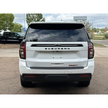 Chevrolet Suburban  SUV 2023,  5.3 benzyna, automat - Na sprzedaż za 341 940 zł - Katowice - zdjęcie 7