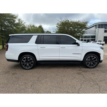 Chevrolet Suburban  SUV 2023,  5.3 benzyna, automat - Na sprzedaż za 341 940 zł - Katowice - zdjęcie 5