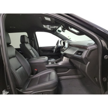 Chevrolet Suburban  SUV 2023,  5.3 benzyna, automat - Na sprzedaż za 295 815 zł - Katowice - zdjęcie 8