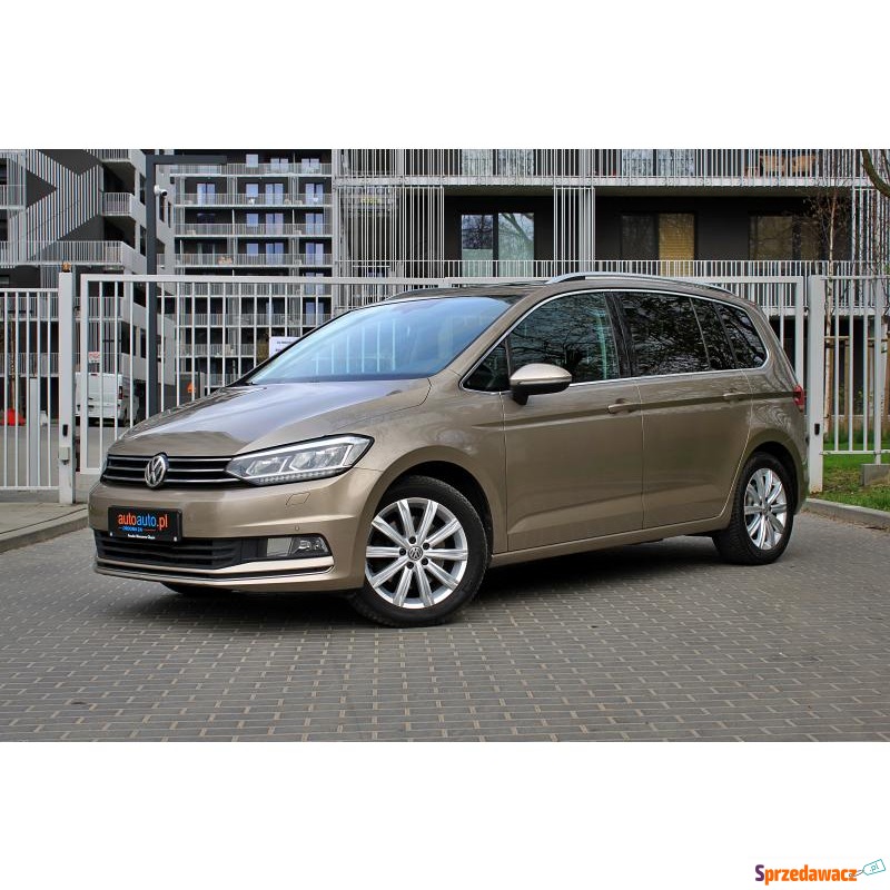 Volkswagen Touran  Minivan/Van 2016,  1.8 benzyna - Na sprzedaż za 91 900 zł - Warszawa