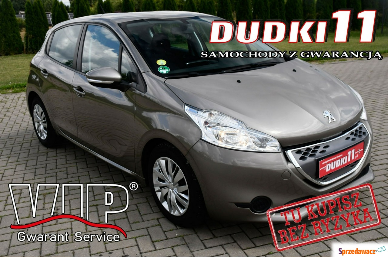 Peugeot 208 2012