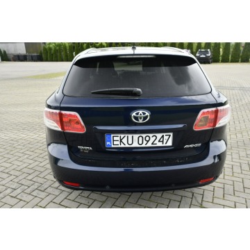 Toyota Avensis 2009,  1.8 benzyna - Na sprzedaż za 29 900 zł - Kutno - zdjęcie 8