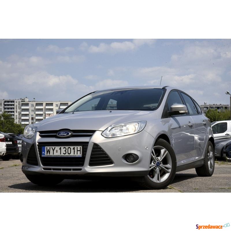 Ford Focus  Hatchback 2014,  1.0 benzyna - Na sprzedaż za 34 900 zł - Warszawa