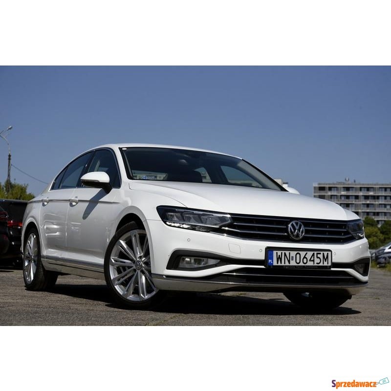 Volkswagen Passat  Sedan/Limuzyna 2019,  1.5 benzyna - Na sprzedaż za 95 939 zł - Warszawa