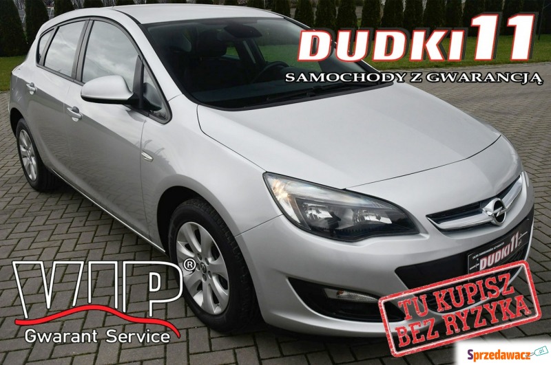 Opel Astra  Hatchback 2014,  1.4 benzyna - Na sprzedaż za 30 900 zł - Kutno