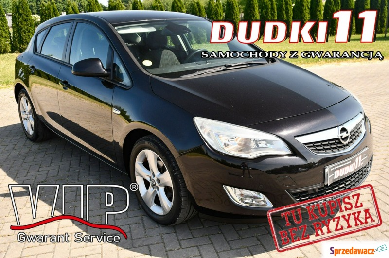 Opel Astra  Hatchback 2010,  1.6 benzyna - Na sprzedaż za 24 900 zł - Kutno