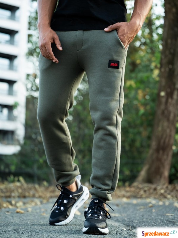 Spodnie Dresowe Męskie Oliwkowe Jigga Wear Badge - Spodnie, spodenki - Konin