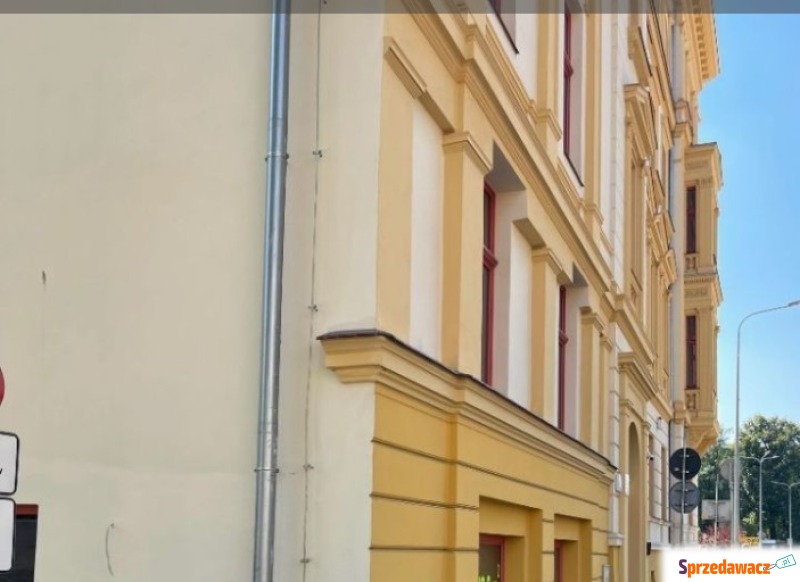 Mieszkanie trzypokojowe Legnica,   71 m2, parter - Sprzedam