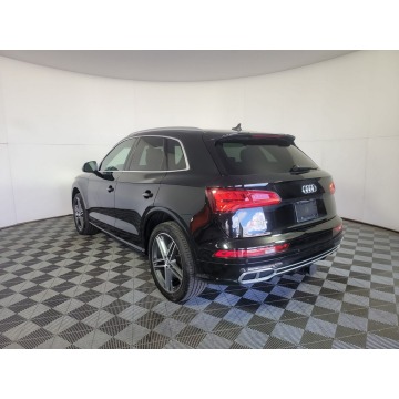 Audi SQ5  SUV 2021,  3.0 benzyna, automat - Na sprzedaż za 183 270 zł - Katowice - zdjęcie 4