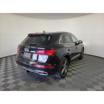 Audi SQ5  SUV 2021,  3.0 benzyna, automat - Na sprzedaż za 183 270 zł - Katowice - zdjęcie 6
