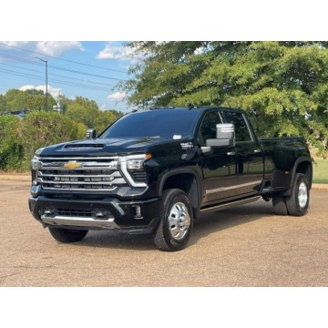 Chevrolet Silverado - 3500 High Country