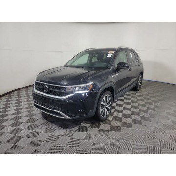 Volkswagen Taos SE