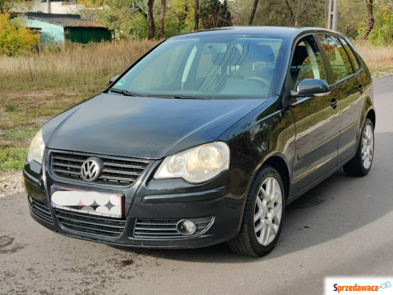Volkswagen Polo  Hatchback 2009,  1.4 benzyna - Na sprzedaż za 14 800 zł - Józefów