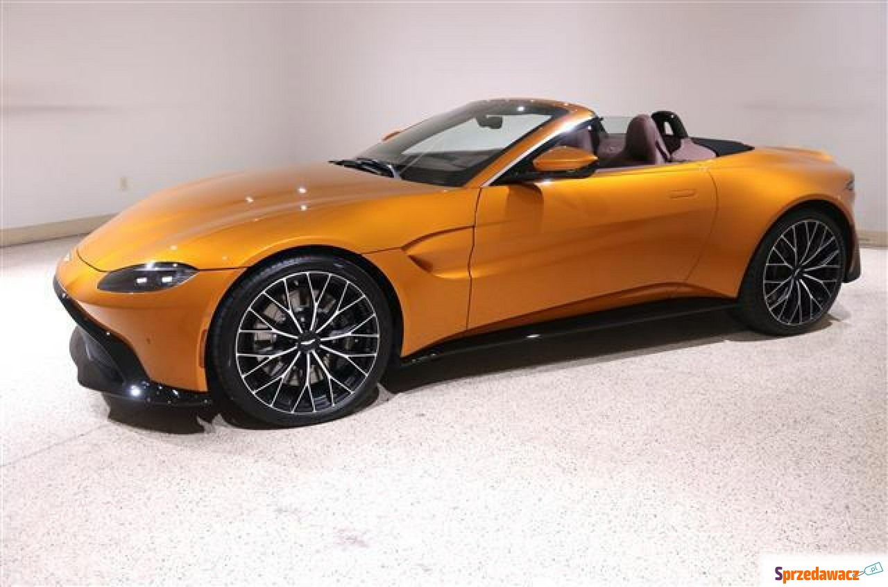 Aston Martin 2022