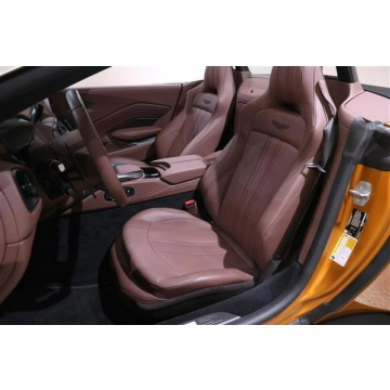 Aston Martin   Kabriolet 2022,  4.0 benzyna, automat - Na sprzedaż za 733 080 zł - Katowice - zdjęcie 6